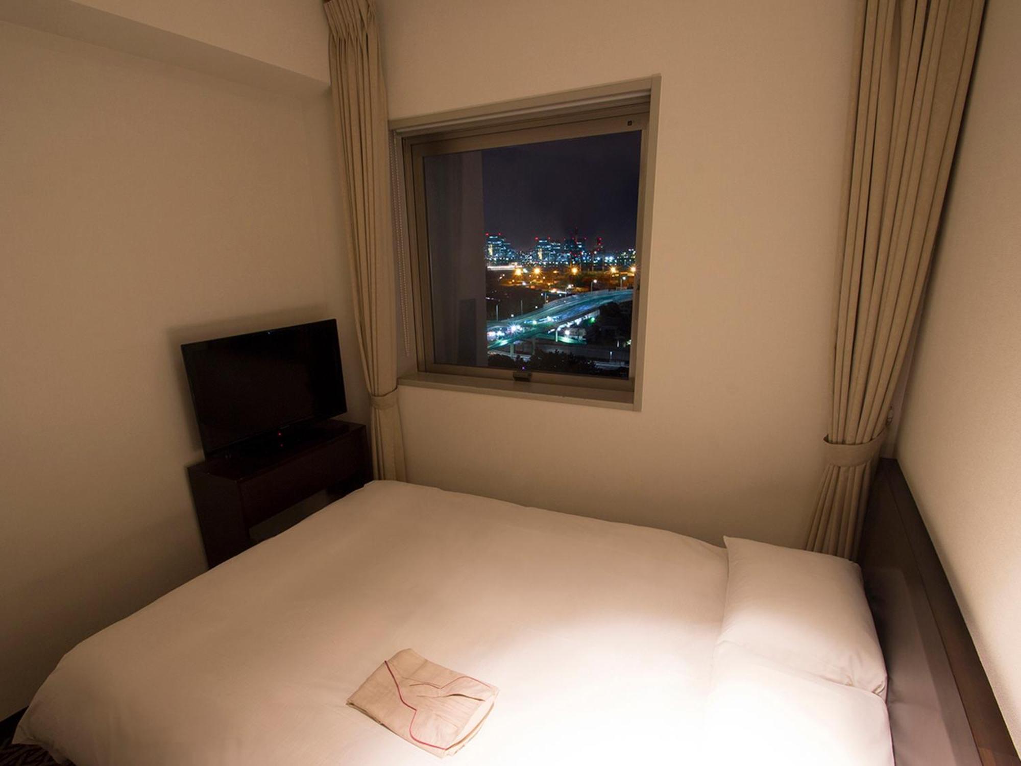 Semi Double Room Non-Smoking