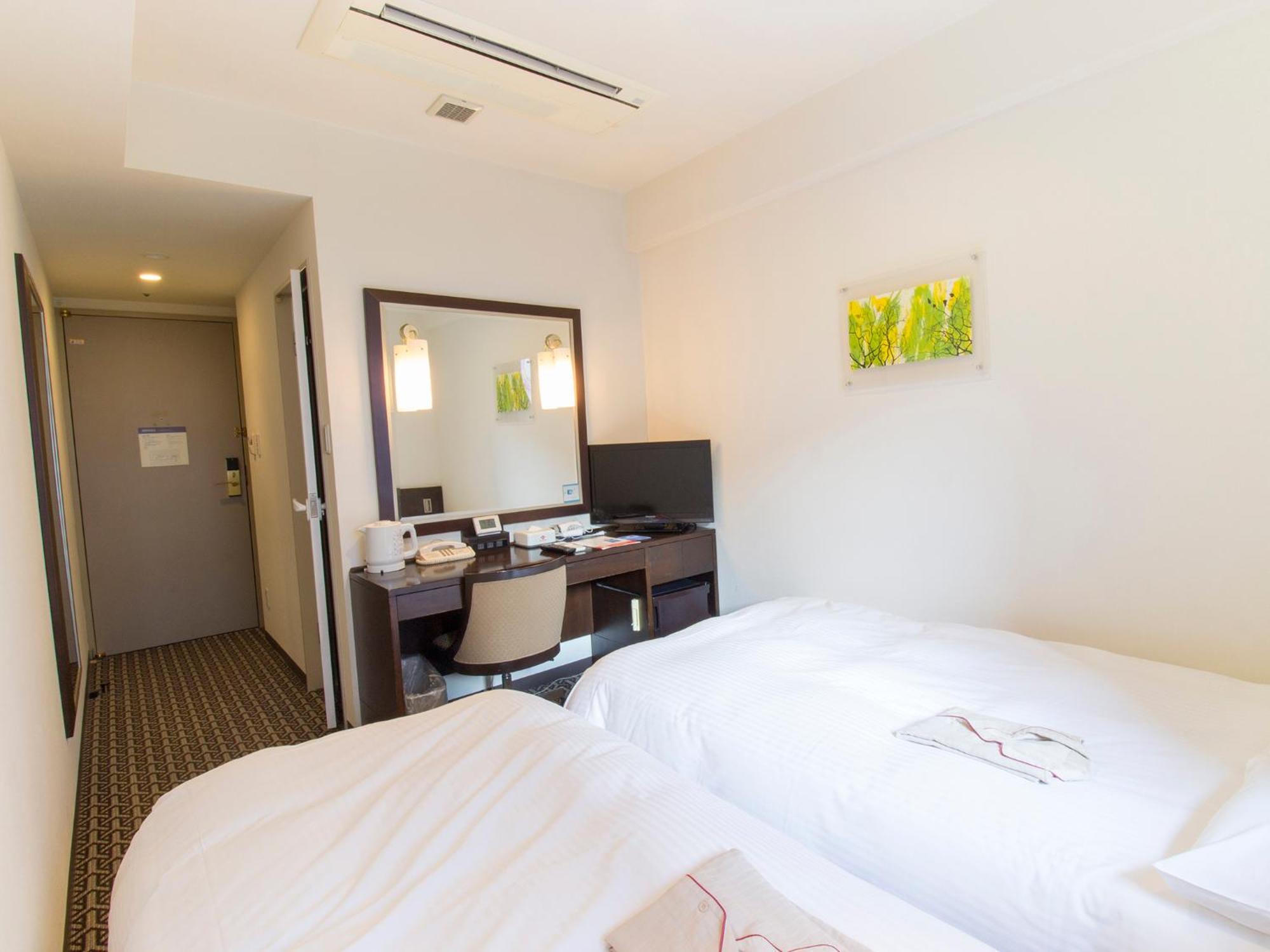 Economy Twin Room Non-Smoking